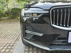 2022 Volvo XC60 B5 4WD Luxury, чёрный — фото 15