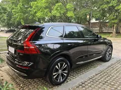 2022 Volvo XC60 B5 4WD Luxury, чёрный — фото 23