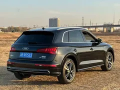 2020 Audi Q5L 40 TFSI Honorable Fashion Model — фото 9