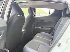 2022 Toyota C-HR 2.0L Comfort, белый — фото 5