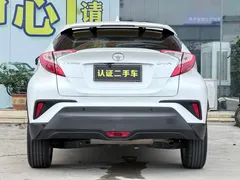 2022 Toyota C-HR 2.0L Comfort, белый — фото 14