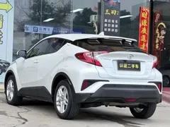 2022 Toyota C-HR 2.0L Comfort, белый — фото 16