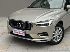 2021 Volvo XC60 T5 4WD Zhiyi Luxury — фото 2