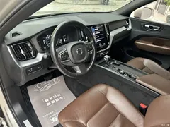 2021 Volvo XC60 T5 4WD Zhiyi Luxury — фото 12