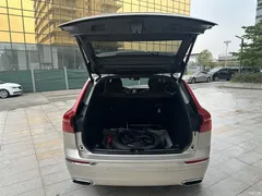2021 Volvo XC60 T5 4WD Zhiyi Luxury — фото 17