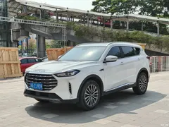 2023 Jetour Jietu X70 PLUS 1.5T CVT Ziqiang MAX 5-seater, белый — фото 1