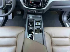 2022 Volvo XC60 B5 4WD Zhiyi Luxury — фото 14