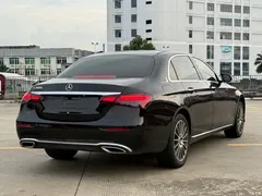2022 Mercedes-Benz E-Class E 260 L — фото 6