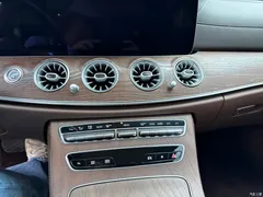 2022 Mercedes-Benz E-Class E 260 L — фото 13