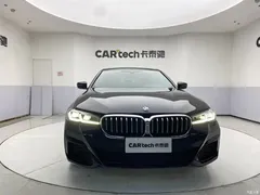 2021 BMW 5 Series 530Li Leading M Sport Package, чёрный — фото 3