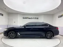 2021 BMW 5 Series 530Li Leading M Sport Package, чёрный — фото 8