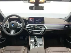 2021 BMW 5 Series 530Li Leading M Sport Package, чёрный — фото 13