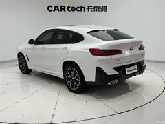 2022 BMW X4 xDrive 25i M Sport Package, белый — фото 7