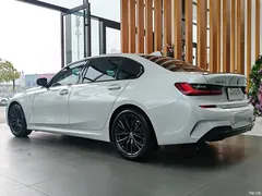 2022 BMW 3 Series 325Li M Sports Night Package, белый — фото 6