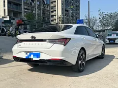 2021 Hyundai Elantra 1.5L CVT LUX Premium, белый — фото 15