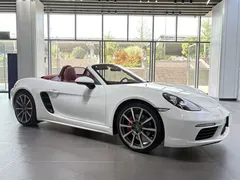 2022 Porsche 718 Boxster 2.0T, белый — фото 3