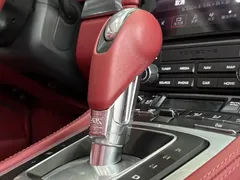 2022 Porsche 718 Boxster 2.0T, белый — фото 17