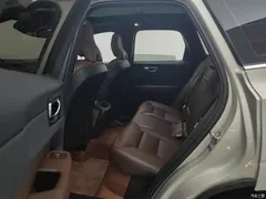 2021 Volvo XC60 T5 4WD Zhiyi Luxury — фото 11