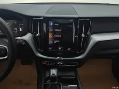 2021 Volvo XC60 T5 4WD Zhiyi Luxury — фото 13