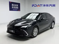 2021 Toyota Camry 2.0G Luxury, чёрный — фото 1