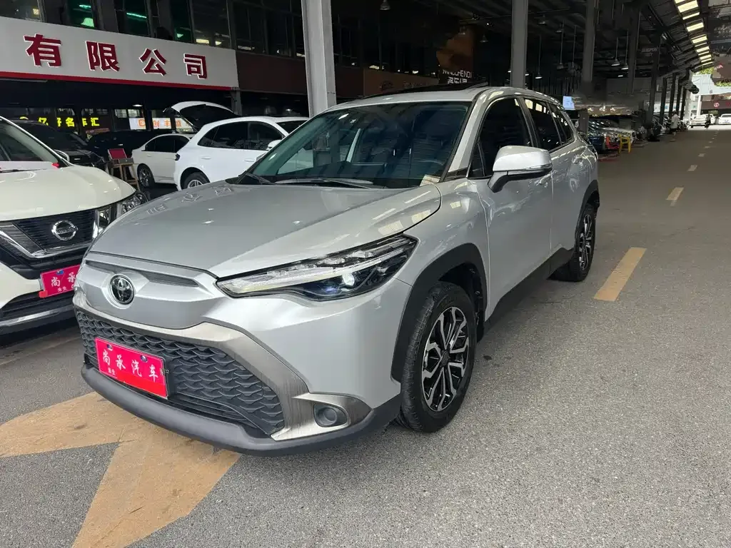 2022 Toyota Frontlander 2.0L CVT Luxury