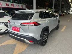 2022 Toyota Frontlander 2.0L CVT Luxury — фото 5