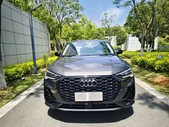 2022 Audi Q3 Sportback 40 TFSI RS Package — фото 2