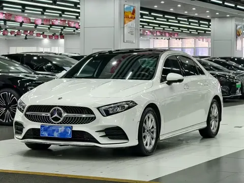 2022 Mercedes-Benz A-Class A 200 L