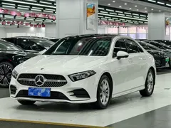 2022 Mercedes-Benz A-Class A 200 L, белый — фото 1