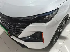 2022 Changan CS55 PLUS 2nd Gen 1.5T DCT Premium, белый — фото 15