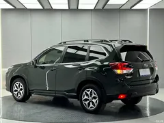 2022 Subaru Forester 2.0i AWD Luxury EyeSight, зелёный — фото 3