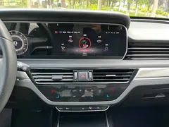 2022 Hongqi HS5 2.0T 4WD, чёрный — фото 11