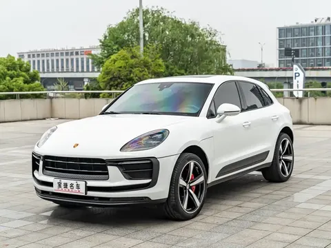 2023 Porsche Macan 2.0T