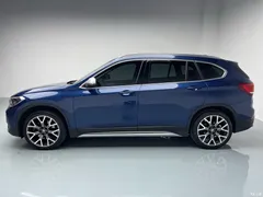 2021 BMW X1 xDrive25Li Exclusive, синий — фото 3