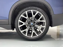 2021 BMW X1 xDrive25Li Exclusive, синий — фото 13