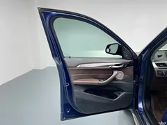 2021 BMW X1 xDrive25Li Exclusive, синий — фото 22