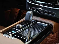 2022 Volvo S90 Plug-in Hybrid T8 E-Drive Hybrid Zhiyi Luxury — фото 14