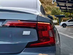 2022 Volvo S90 Plug-in Hybrid T8 E-Drive Hybrid Zhiyi Luxury — фото 19