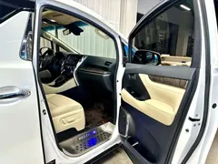 2021 Toyota Vellfire Hybrid 2.5L HV Premium, белый — фото 8