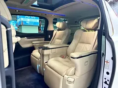 2021 Toyota Vellfire Hybrid 2.5L HV Premium, белый — фото 9