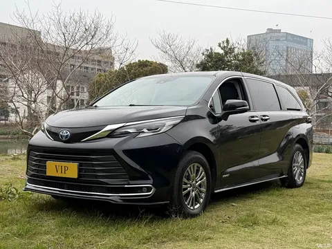 Toyota Sienna 2021