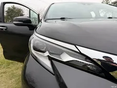 2021 Toyota Sienna 2.5L Hybrid Luxury — фото 15