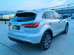 2022 Hongqi HS5 2.0T 4WD — фото 10