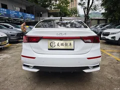 2021 Kia K3 modified 1.5L CVT fashion, белый — фото 17