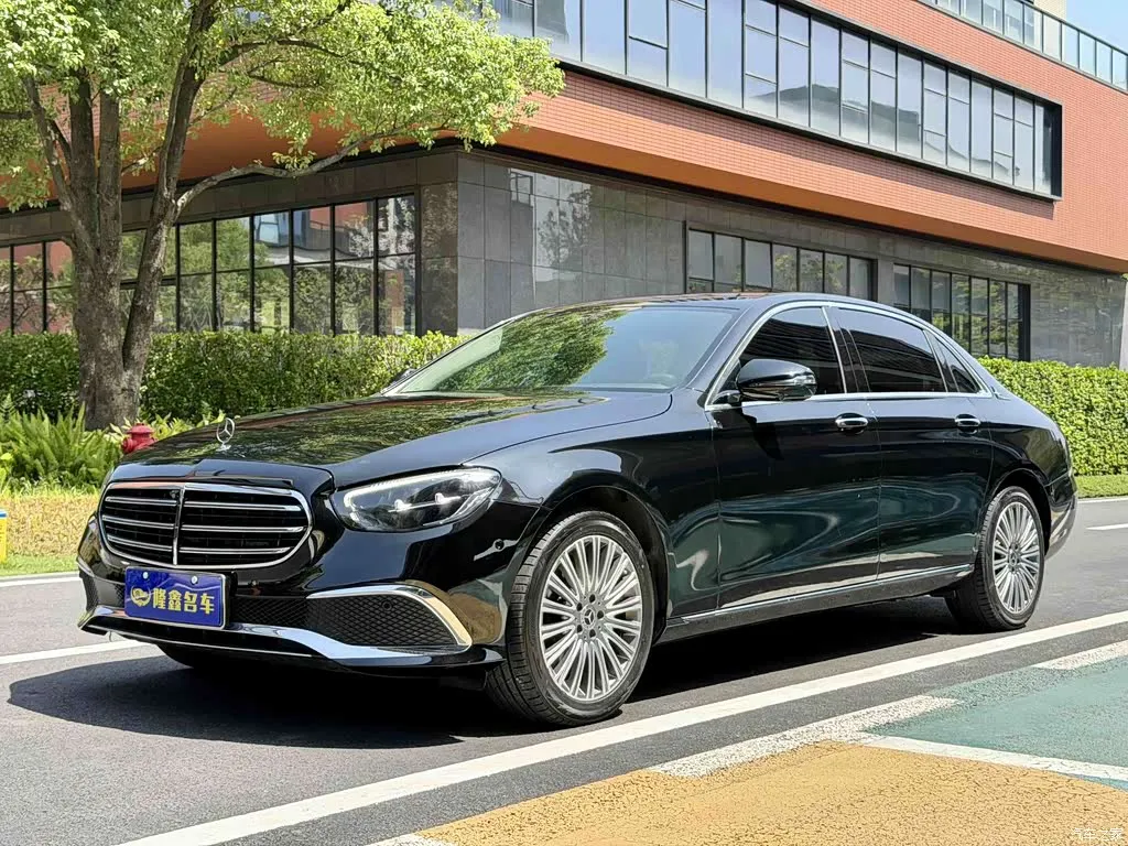 2022 Mercedes-Benz E-Class E 300 L sporty and stylish