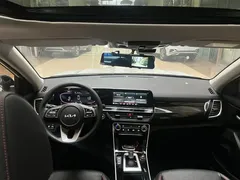 2023 Kia Seltos 1.5L CVT Luxury, белый — фото 17