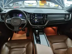2024 Volvo XC60 4WD Luxury, чёрный — фото 10