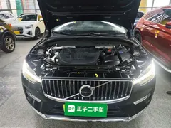 2024 Volvo XC60 4WD Luxury, чёрный — фото 19