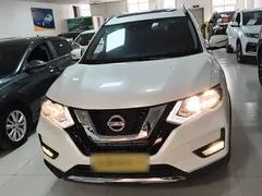 2021 Nissan X-Trail 2.0L CVT 2WD XL ITS Comfort, белый — фото 3