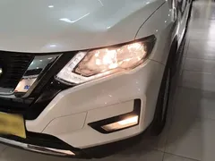 2021 Nissan X-Trail 2.0L CVT 2WD XL ITS Comfort, белый — фото 18